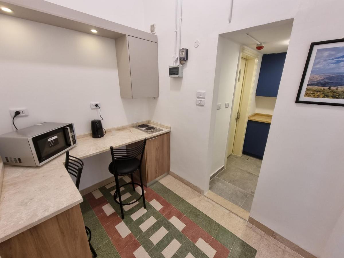 Downtown Living Boutique Apartments Амман Экстерьер фото